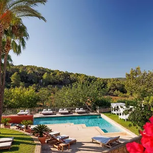 Can Lluc Boutique Country Hotel & Villas Agroturismo